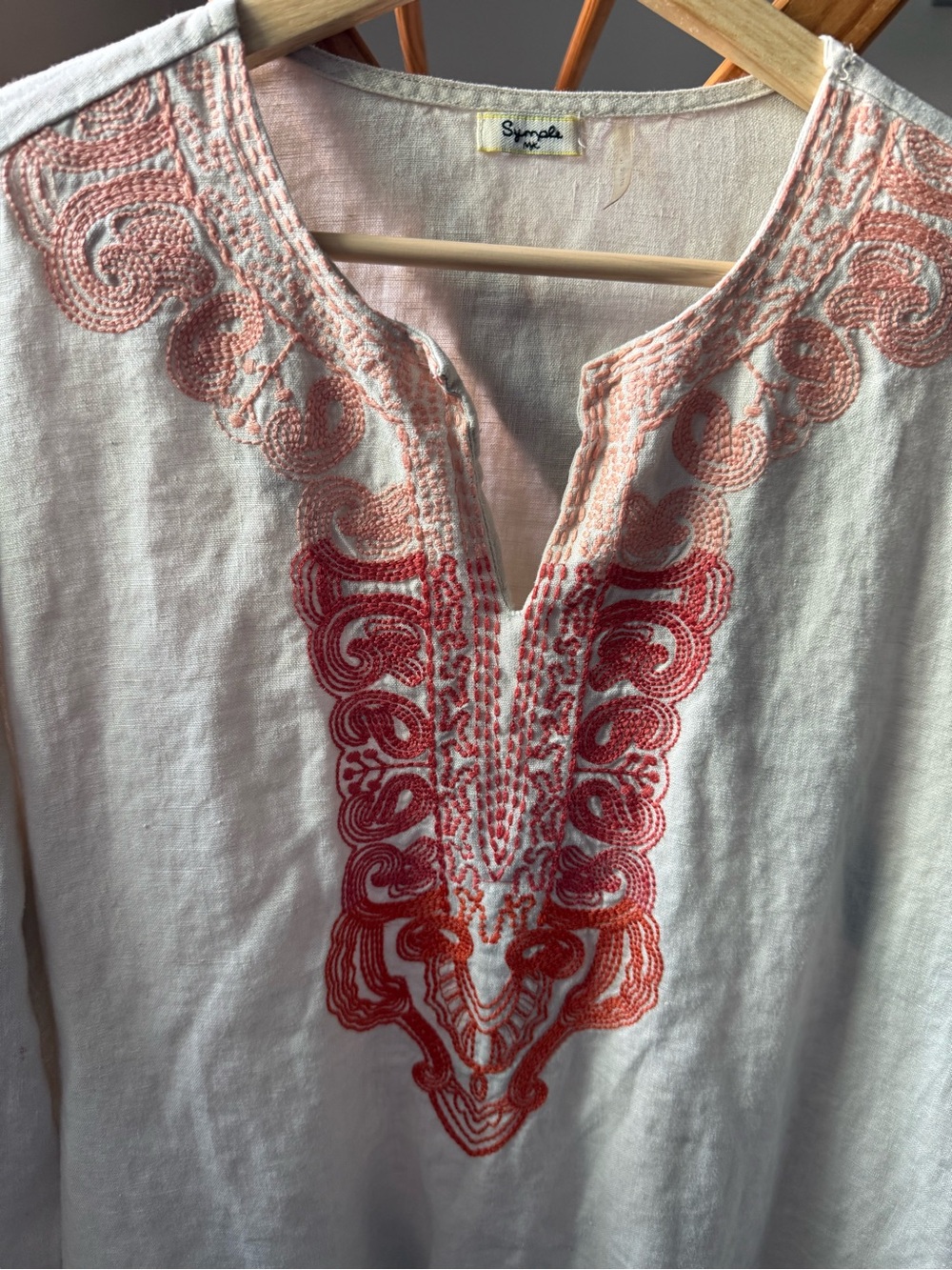 Sympli Embroidered White Tunic with Pink-Red Ombre Detail